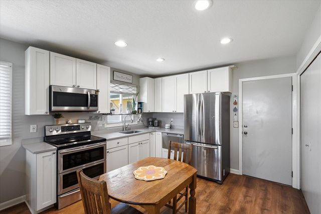 11102 Drake Street NW, Coon Rapids, MN 55433