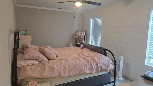 408 Lincoln Avenue, Osawatomie, KS 66064