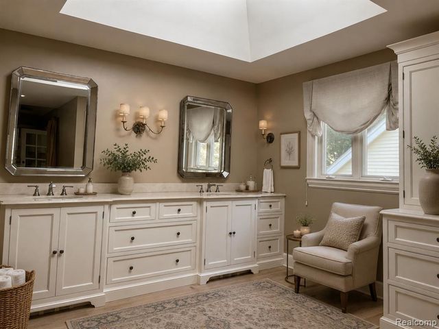 405 Bonnie Brier Street, Birmingham, MI 48009