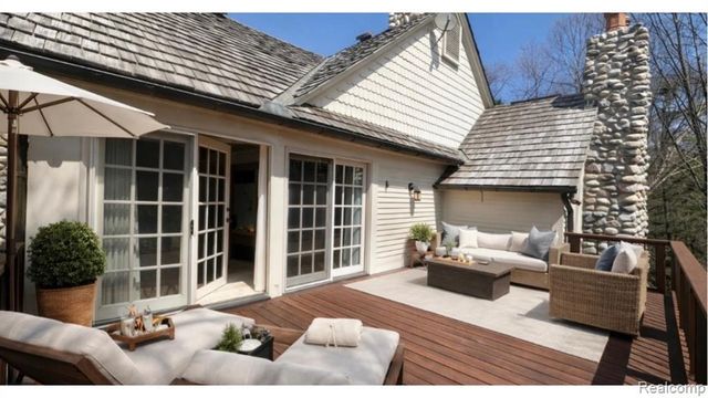 405 Bonnie Brier Street, Birmingham, MI 48009