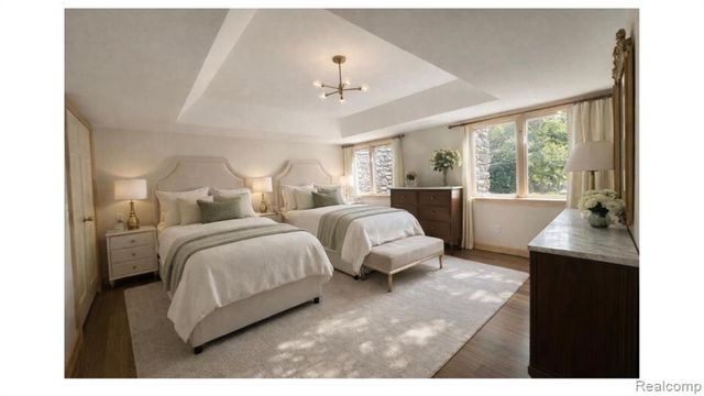 405 Bonnie Brier Street, Birmingham, MI 48009
