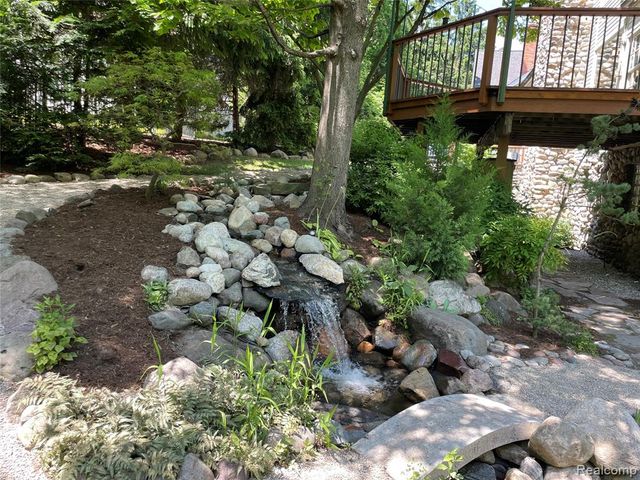 405 Bonnie Brier Street, Birmingham, MI 48009