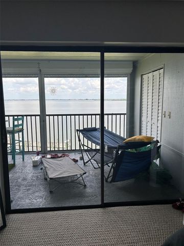 3799 S BANANA RIVER BOULEVARD 823, Cocoa Beach, FL 32931