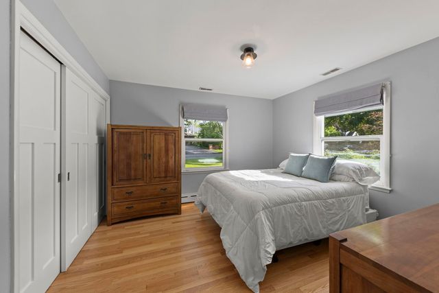 304 S Loomis Street, Naperville, IL 60540