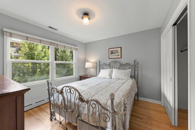 304 S Loomis Street, Naperville, IL 60540