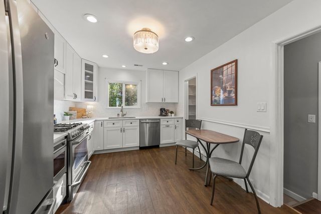 304 S Loomis Street, Naperville, IL 60540