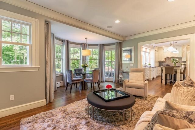 6 Hampton Rd, Lexington, MA 02421