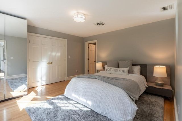 6 Hampton Rd, Lexington, MA 02421
