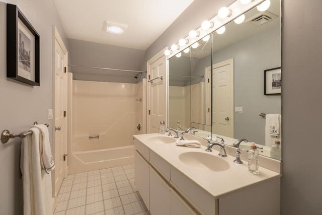 6 Hampton Rd, Lexington, MA 02421