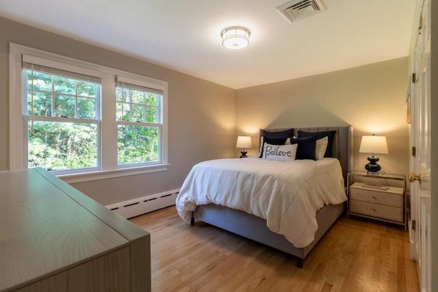6 Hampton Rd, Lexington, MA 02421