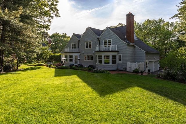 6 Hampton Rd, Lexington, MA 02421