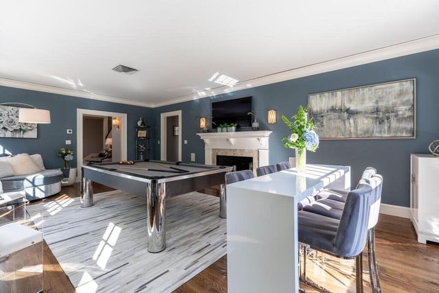 6 Hampton Rd, Lexington, MA 02421