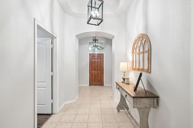 137 Tomahawk Drive, Greenville, TX 75402