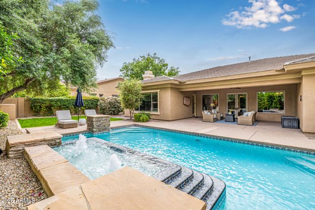 5205 S SANDSTONE Place, Chandler, AZ 85249