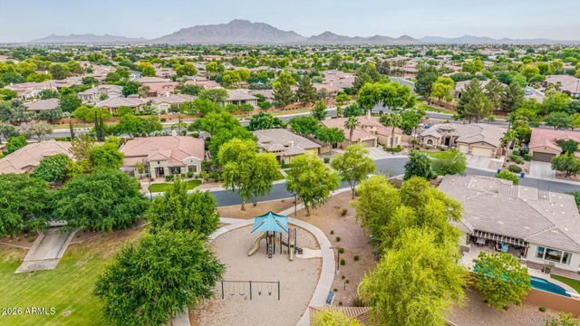 5205 S SANDSTONE Place, Chandler, AZ 85249