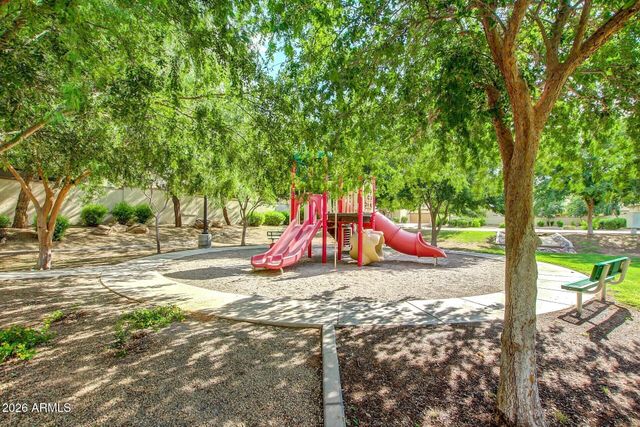 5205 S SANDSTONE Place, Chandler, AZ 85249