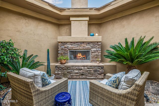 5205 S SANDSTONE Place, Chandler, AZ 85249