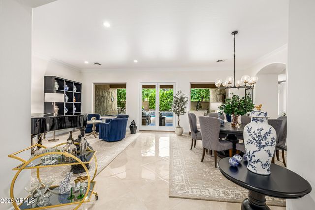 5205 S SANDSTONE Place, Chandler, AZ 85249