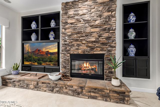 5205 S SANDSTONE Place, Chandler, AZ 85249