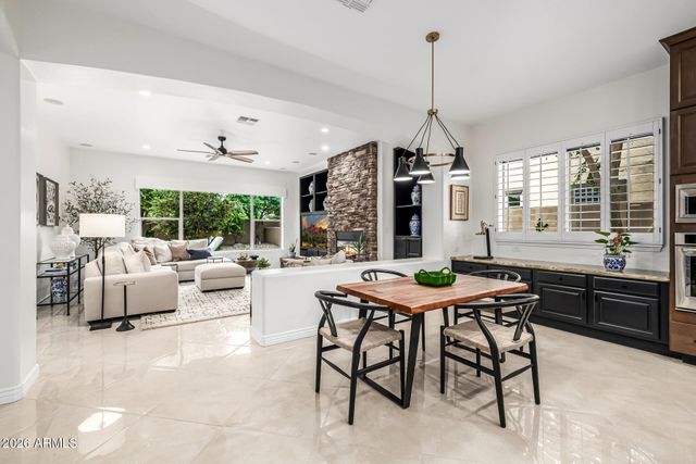 5205 S SANDSTONE Place, Chandler, AZ 85249