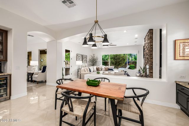 5205 S SANDSTONE Place, Chandler, AZ 85249