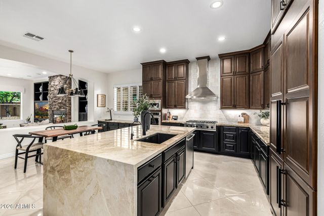 5205 S SANDSTONE Place, Chandler, AZ 85249