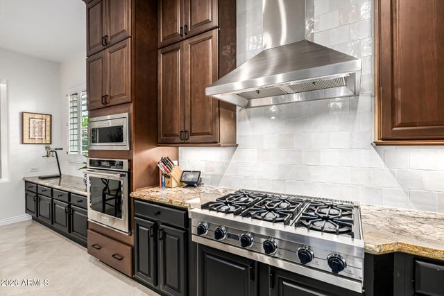 5205 S SANDSTONE Place, Chandler, AZ 85249