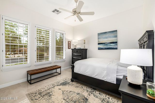 5205 S SANDSTONE Place, Chandler, AZ 85249