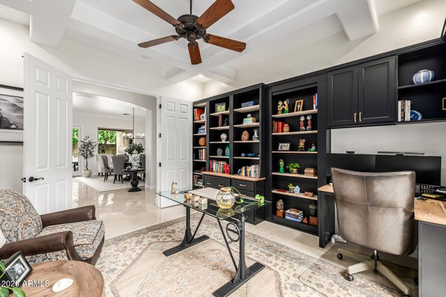 5205 S SANDSTONE Place, Chandler, AZ 85249