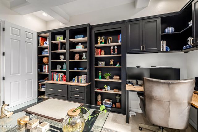 5205 S SANDSTONE Place, Chandler, AZ 85249