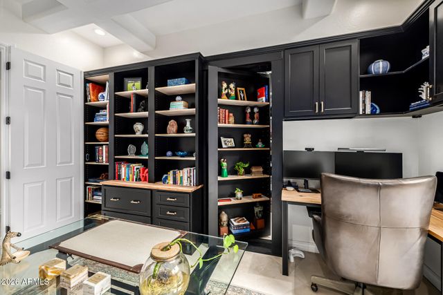 5205 S SANDSTONE Place, Chandler, AZ 85249