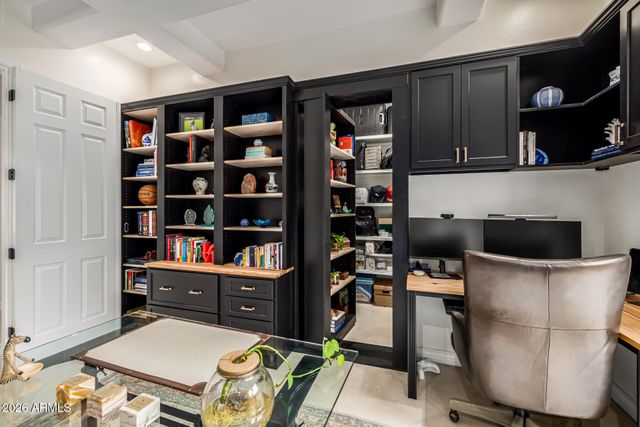 5205 S SANDSTONE Place, Chandler, AZ 85249