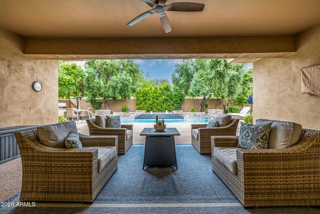 5205 S SANDSTONE Place, Chandler, AZ 85249