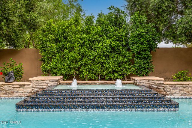 5205 S SANDSTONE Place, Chandler, AZ 85249