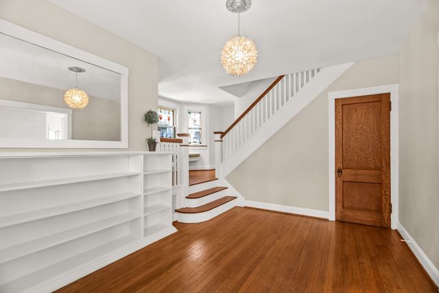 732 S Kenilworth Avenue, Oak Park, IL 60304