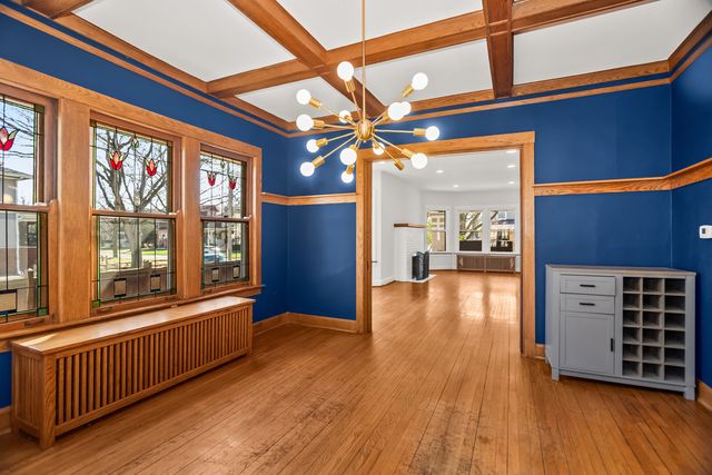 732 S Kenilworth Avenue, Oak Park, IL 60304