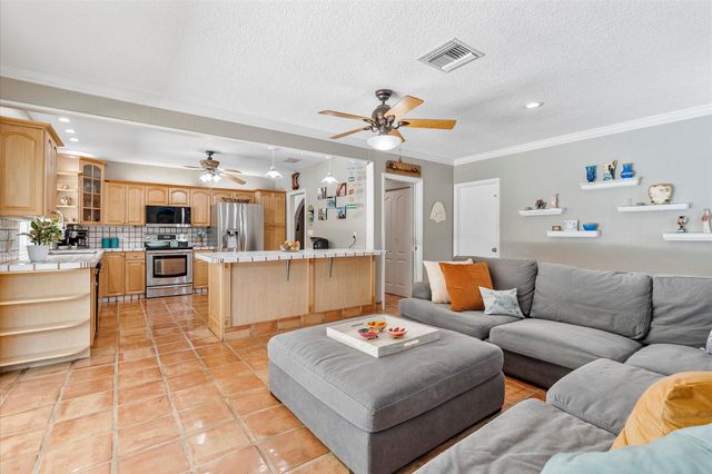 5101 N 36th Court, Hollywood, FL 33021