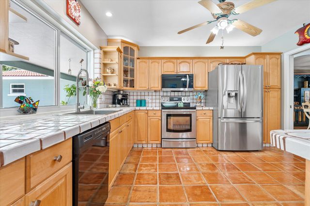 5101 N 36th Court, Hollywood, FL 33021