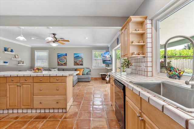 5101 N 36th Court, Hollywood, FL 33021