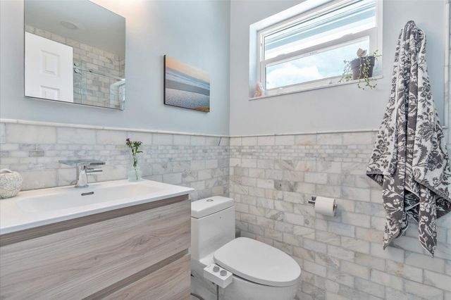 5101 N 36th Court, Hollywood, FL 33021