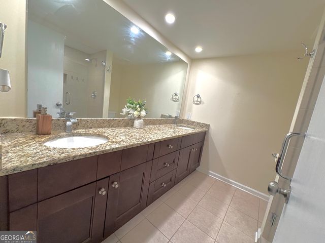 6851 Roswell Road H13, Sandy Springs, GA 30328