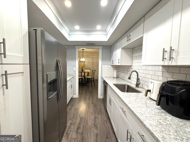 6851 Roswell Road H13, Sandy Springs, GA 30328