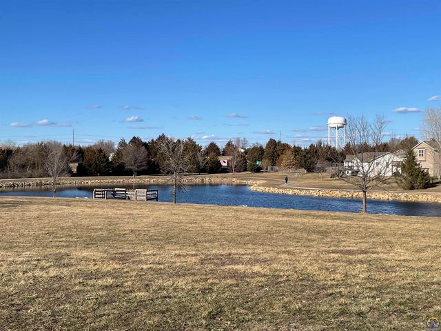 4313 SE Chisolm RD, Topeka, KS 66609