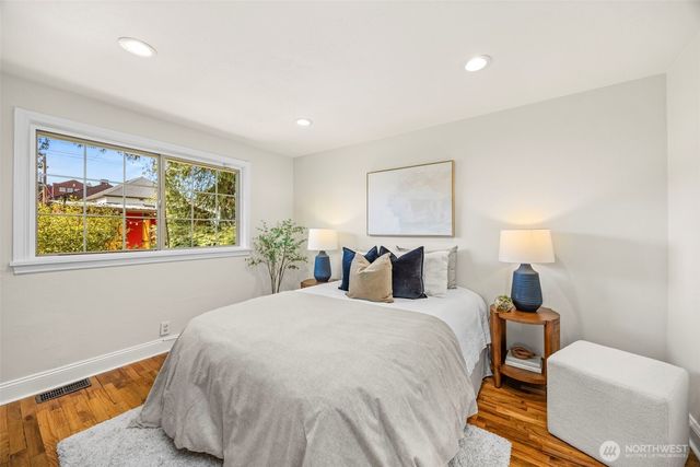 3321 35th Avenue S, Seattle, WA 98144