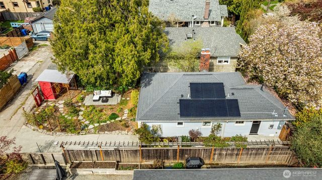 3321 35th Avenue S, Seattle, WA 98144