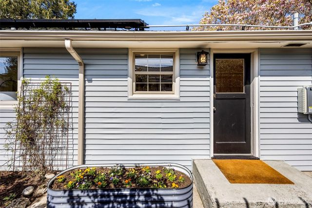 3321 35th Avenue S, Seattle, WA 98144