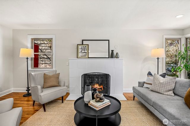 3321 35th Avenue S, Seattle, WA 98144