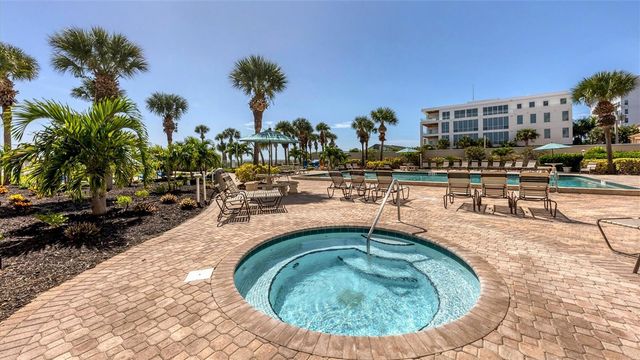 6140 MIDNIGHT PASS ROAD C-2, Sarasota, FL 34242