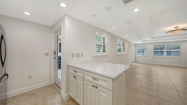 6140 MIDNIGHT PASS ROAD C-2, Sarasota, FL 34242