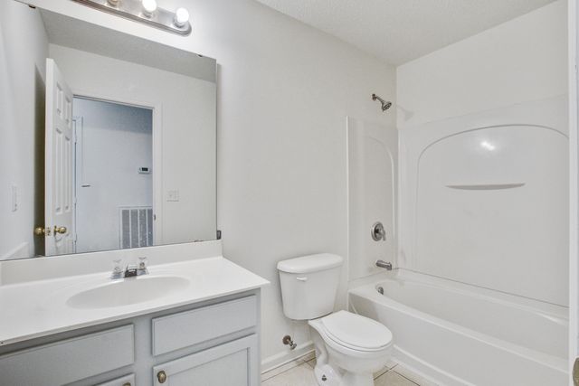 109 Brogun Loch Trail, Goose Creek, SC 29445